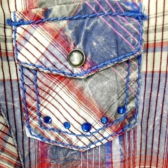 Adiktd Women's L Bling Western Button-Down Top - Picture 9 of 13